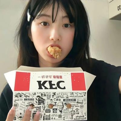 怕羞的黄莺